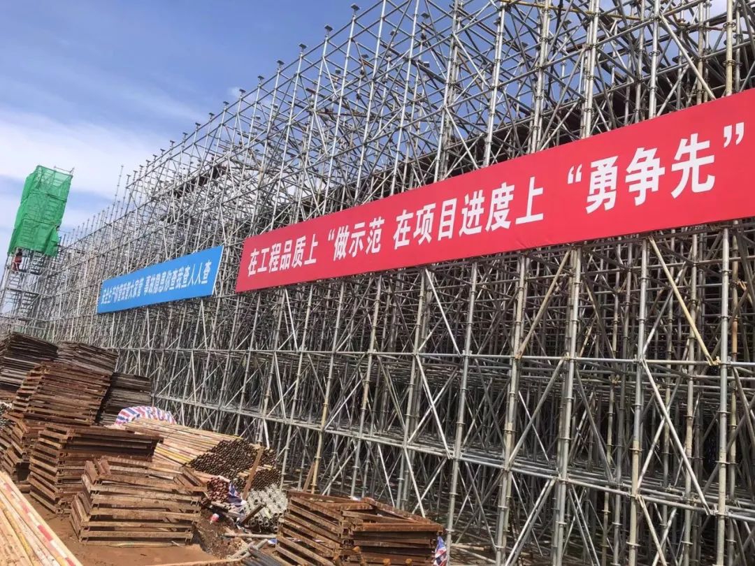 黨委書記、董事長涂建平赴南外環(huán)高速項目察看疫情防控工作及施工進度